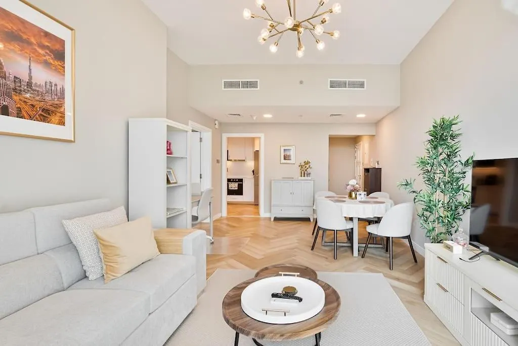 Urban Oasis 1Br In Armada With Cityscape Views ドバイ アパート